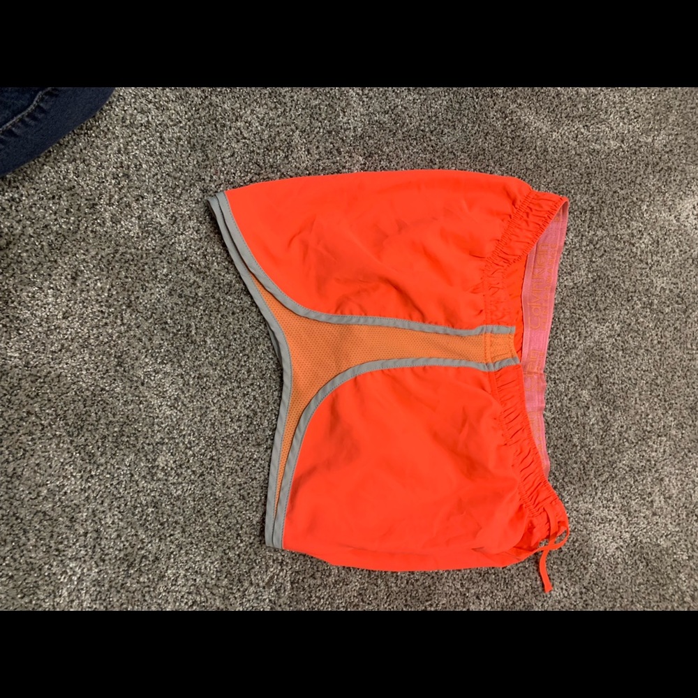 Calvin Klein Performance shorts - Picture 6 of 6